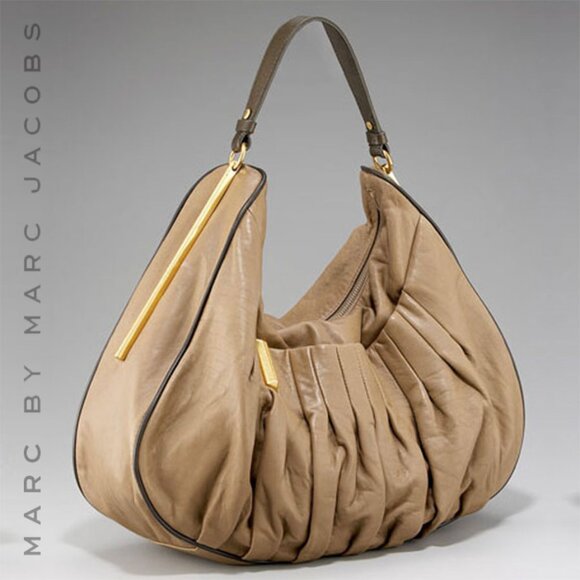 MARC BY MARC JACOBS Framed Hobo - Picture 2 of 14